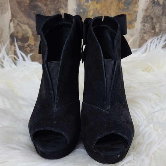 Vera Wang 7 Royce Suede Peep Open Toe Booties Heels Heeled Boots - Picture 5 of 9
